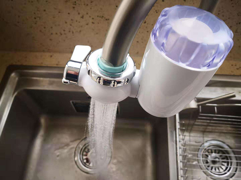 净水器和水水过滤器区别